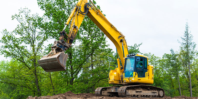 5 Reasons to Rent Your Next Excavator